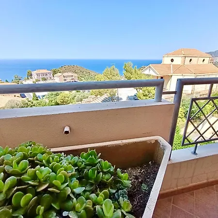 Hébergement de vacances Pedra Blu With Stunning Terrace Overlooking The Sea Nebida